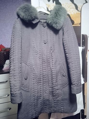 nike tech: Женское стеганое пальто/парка с капюшоном и пушистой меховой опушкой — 2