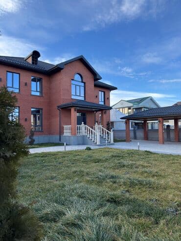 Үйлөр: Үй, 350 м², 5 бөлмө, Менчик ээси, Евро оңдоо — 2