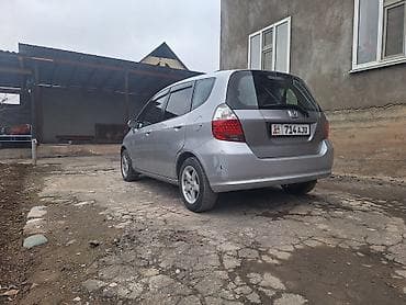 camry 2011: Honda Fit: 2003 г., 1.3 л, Автомат, Бензин, Хэтчбэк — 9