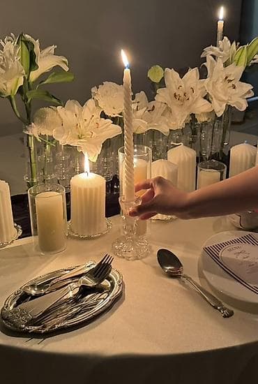 свечи в аренду: Аренда декора: - Дорожка для стола - Маленькие вазы на ваш выбор (5-6 — 3