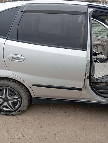 нисан рнеса: Nissan Serena: 2001 г., 1.8 л, Автомат, Минивэн — 3