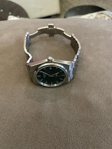 Tissot PRX Quartz, референс из линейки PRX с зеленым циферблатом