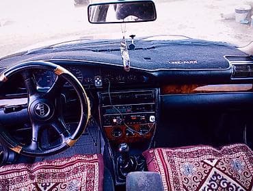 вложение: Audi 100: 1994 г., 2.6 л, Механика, Бензин, Седан — 4