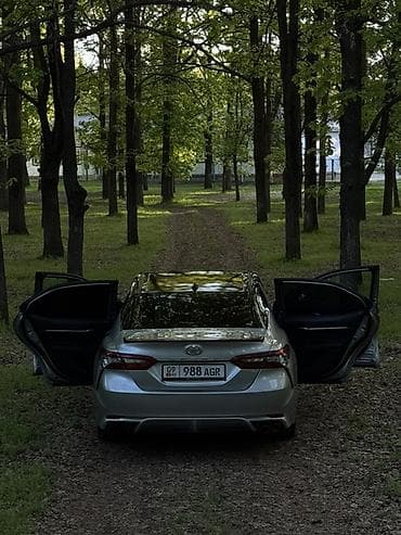 салазка на бампер: Toyota Camry: 2021 г., 2.5 л, Автомат, Бензин, Седан — 10