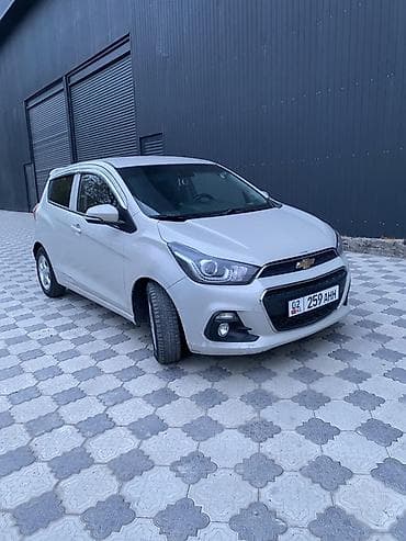 спарк spark: Chevrolet Spark: 2017 г., 1 л, Ручные, Бензин, Хэтчбэк — 1