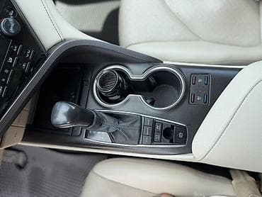 тойота хайлендер 2018 салон: Toyota Camry: 2021 г., 2.5 л, Автомат, Бензин, Седан — 8