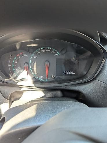 smart plus: Chevrolet Spark: 2018 г., 1 л, Вариатор, Бензин, Хэтчбэк — 8