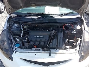 фита: Honda Fit: 2002 г., 1.3 л, Вариатор, Бензин, Хэтчбэк — 10