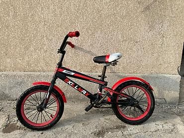 Детский велосипед, 2-колесный, 4 - 6 лет, Для мальчика, Б/у