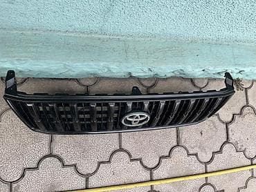 Решётка радиатора Toyota (эмблема Toyota по центру) - Тип: передняя