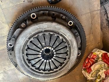 Гранаты: Фередо 
Форд фокус 
1,6 обьем — 3