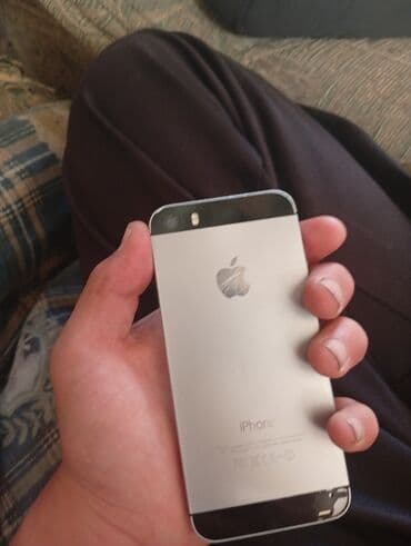 органайзер для телефонов: IPhone 5c, Б/у, 16 ГБ — 2