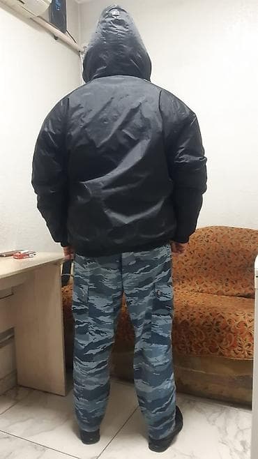 cactus jack: Куртка, Стандарт, Б/у, С утеплителем, Двухслойная ткань — 2