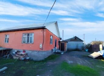 дом село достук: Үй, 106 кв. м, 4 бөлмө, Кыймылсыз мүлк агенттиги — 4