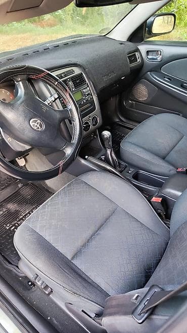 Унаа: Toyota Avensis: 2002 г., 1.8 л, Кол менен иштөөчү, Бензин, Универсал — 3