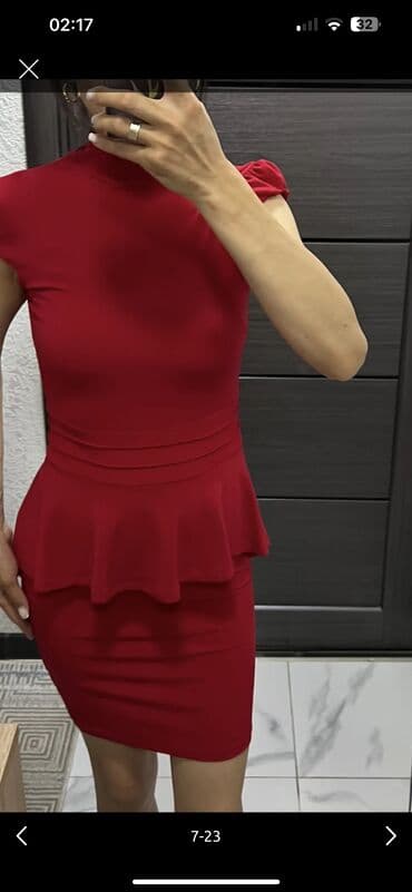 национальные украшения бишкек: Вечернее платье, Длинная модель, С рукавами, S — 20