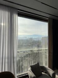 квартира с панорамным видом: 4 комнаты, 141 м², Элитка, 9 этаж, Дизайнерский ремонт — 28