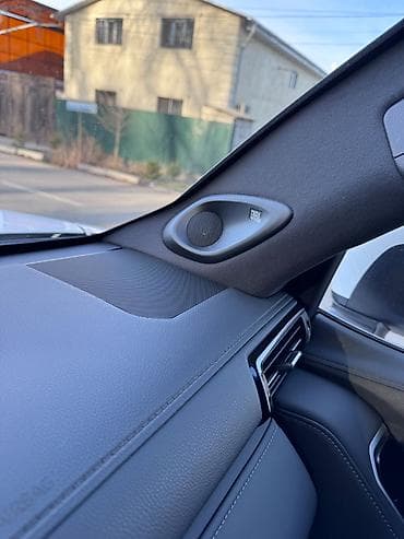 ланд крузер 300: Toyota Land Cruiser: 2023 г., 3.5 л, Автомат, Бензин, Внедорожник — 7