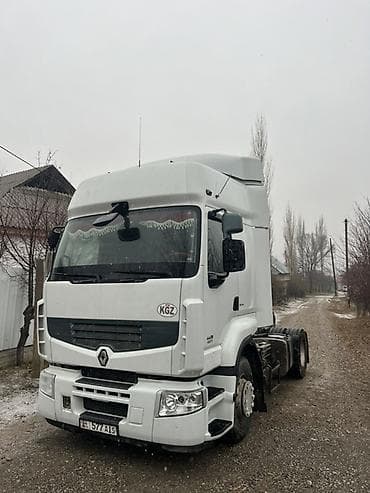 Тягач, Renault, Тентованный