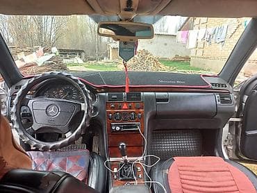 Унаа сатуу: Mercedes-Benz E-Class: 1996 г., Кол менен иштөөчү, Седан — 5