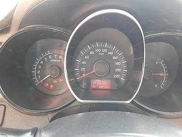 авто киа: Kia Rio: 2015 г., 1.4 л, Автомат, Бензин, Седан — 4