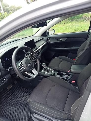Продажа авто: Kia Forte: 2019 г., 2 л, Автомат, Бензин, Седан — 9