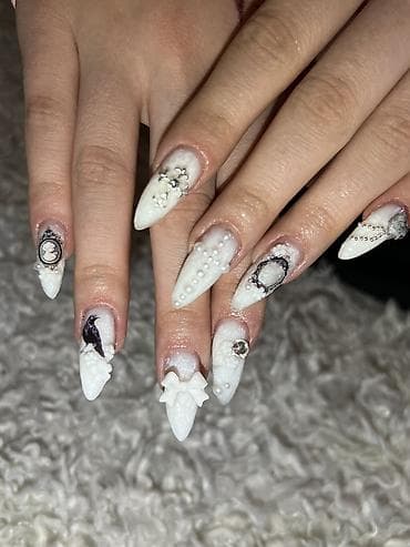 Массаж: Наращивание ногтей, Маникюр, Консультация — 2