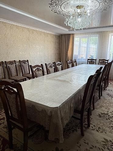 Стол и стул для зала, Б/у, Самовывоз, цвет - Коричневый
