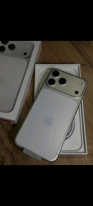 core 2: IPhone 17 Pro Max, Б/у, 512 ГБ, Белый, Зарядное устройство, Чехол, Кабель, 100 % — 1