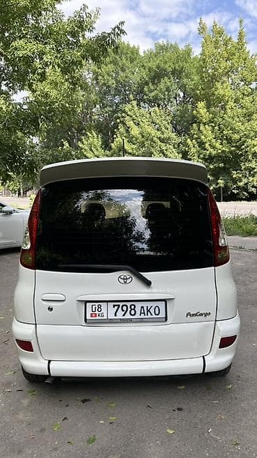 китаец машина: Toyota Funcargo: 2004 г., 1.3 л, Автомат, Бензин, Минивэн — 5