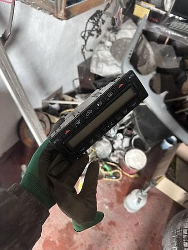 Помпы: Блок климат контроля Mercedes-Benz — 1