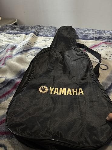 ямаха акустика: Акустическая гитара формата Dreadnought с вырезом (cutaway) — 3