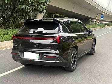 палисаб гибрид: Voyah : 2024 г., Электромобиль, Кроссовер — 6