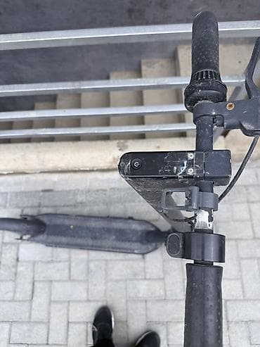 dio 27: Электросамокат, Б/у — 3