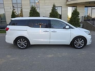 kia karnaval: Kia Carnival: 2018 г., 2.2 л, Автомат, Дизель, Минивэн — 2