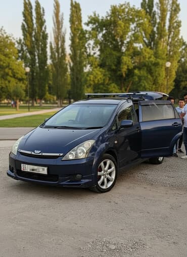 продается в рассрочку авто минивен степ вагон: Toyota WISH: 2004 г., 2 л, Вариатор, Бензин, Минивэн — 1