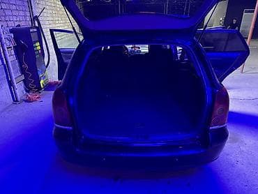 Унаа: Toyota Avensis: 2003 г., 1.8 л, Кол менен иштөөчү, Бензин, Универсал — 8