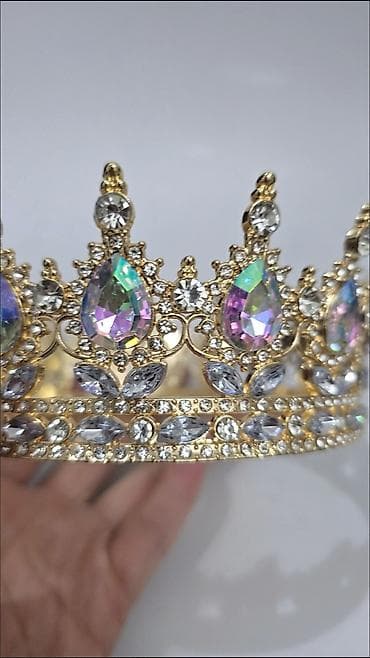 Аксессуары для волос: Золотистая корона с крупными кристаллами - Основание: металлический — 1