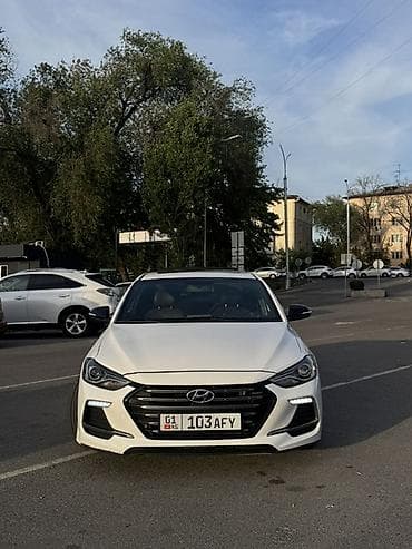 Hyundai Avante: 2017 г., Бензин