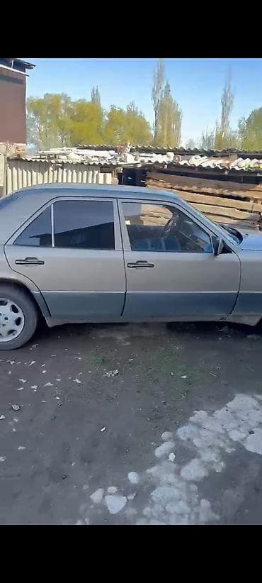 key maker: Mercedes-Benz W124: 1991 г., Седан — 1