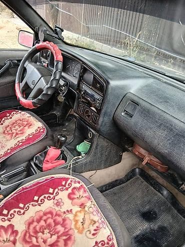 Транспорт: Volkswagen Passat Variant: 1992 г., 1.8 л, Механика, Универсал — 2