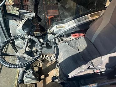 гидродвигатель купить: Экскаватор, Hyundai, 2011 г., Колесный — 6