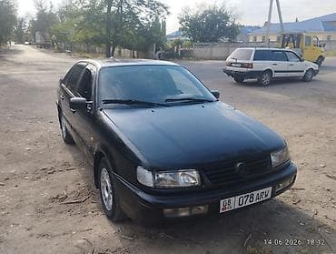 down pipe: Volkswagen Passat: 1994 г., 2 л, Механика, Бензин, Седан — 1
