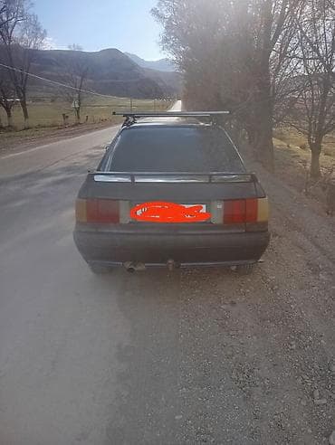 ауди 100 багаж: Audi 80: 1988 г., Ручные, Бензин, Седан — 3