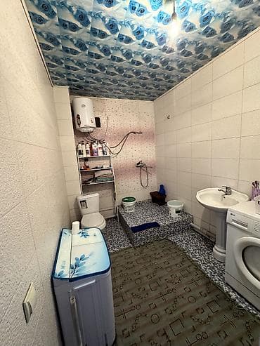 4 bedroom: 🏡 Продается 2х-комнатная квартира в Сокулуке. 🏢2-этаж не угловая 📍48 — 8