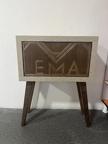 кормящий стол: Прикроватная тумба, Без зеркала, цвет - Коричневый, Дерево — 1