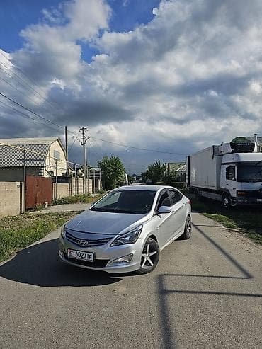 Hyundai Solaris: 2014 г., 1.4 л, Автомат, Бензин, Седан