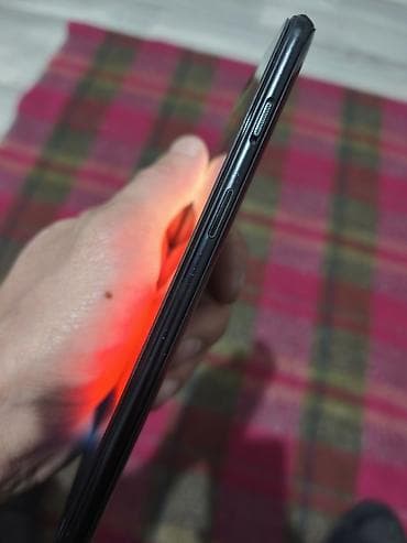 oneplus 7t купить: OnePlus 6, Б/у, 128 ГБ, цвет - Черный, 2 SIM — 6