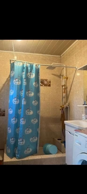 варианты: 57 м², 3 комнаты, Парковка, Забор, огорожен — 2
