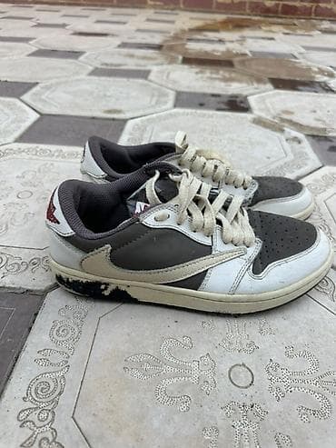 черные вельветовые брюки мужские: Мужские кроссовки, 40, Nike, Б/у, цвет - Серый, Самовывоз — 4